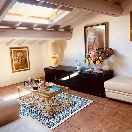 Apartment Mansarda Isabella Greve in Chianti